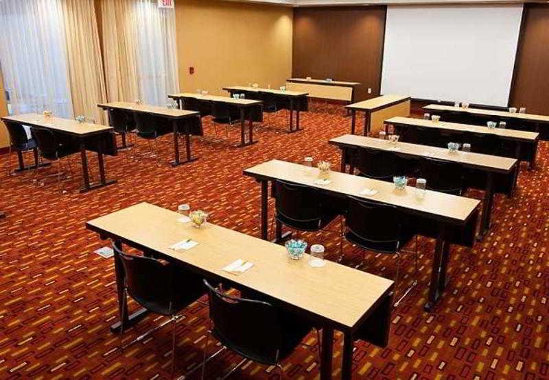 Courtyard Milwaukee Airport Hotel Business billede