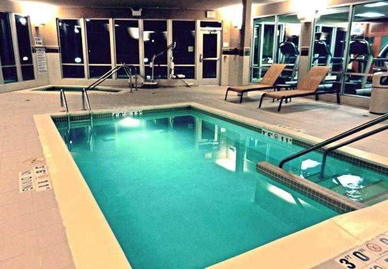 Courtyard Milwaukee Airport Hotel Faciliteter billede